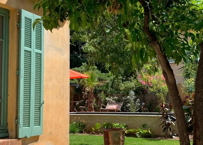La Villa Des Amandiers