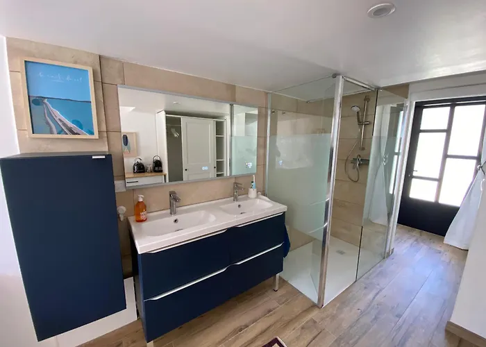 Chambre Hyeres Pres Gare Et Mer